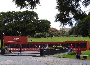 Monumento Caídos en las Malvinas - Plaza del Libertador San Martín, Buenos Aires